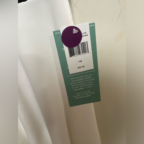 B. Smart dress 7/8 - Picture 5 of 12